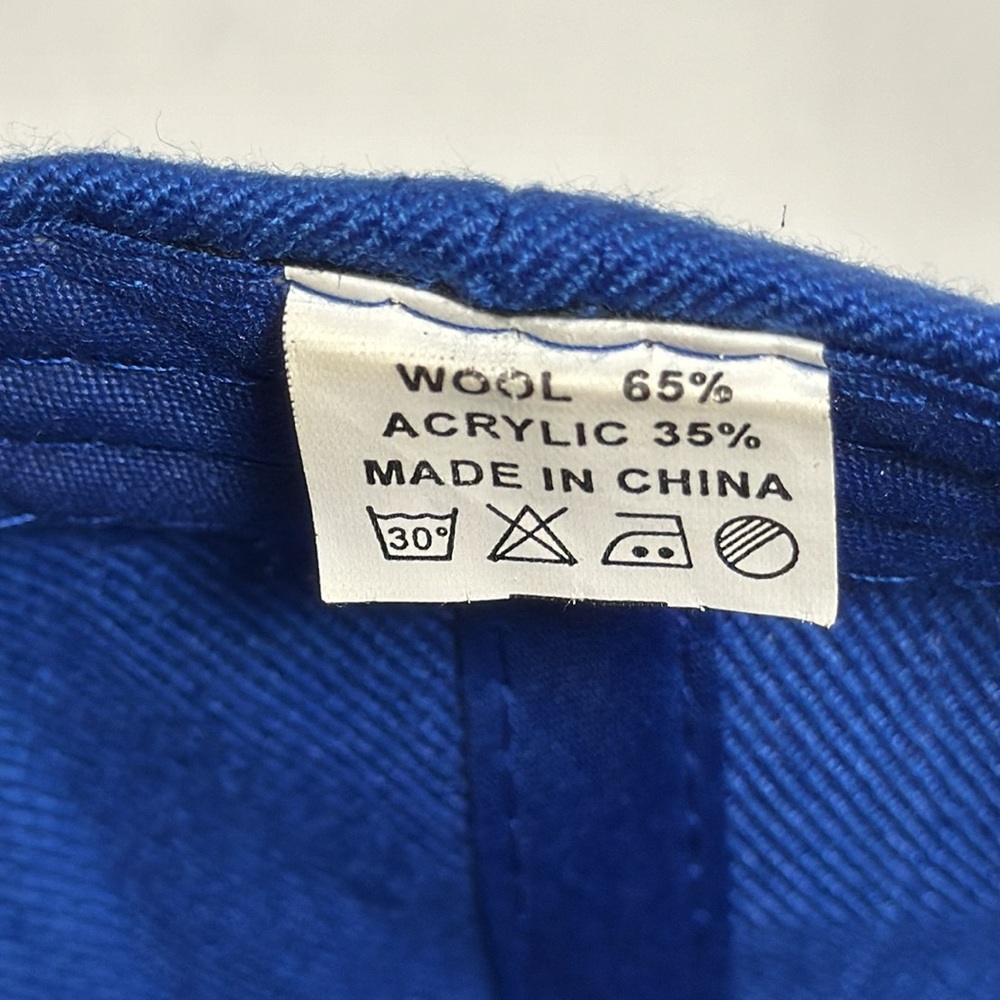 Adult NY royal blue ball cap. Velcro enclosure - Picture 4 of 4